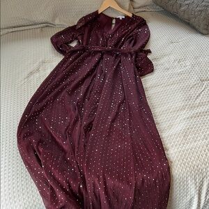 Red V-Neck Long Sleeve Gown for Cocktail Events